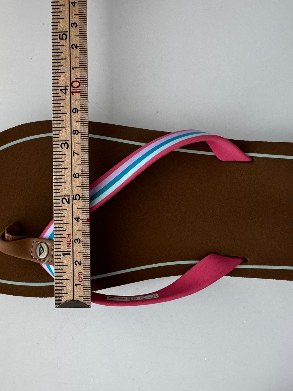 NWOT Reef Girls Devy Flip Flop Sandals Size 3 4 Pink Blue Brown Beach Vacation - Picture 5 of 7